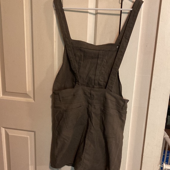 Like an Angel woodsie green colored bib dress NWT size L stretch - Picture 5 of 6